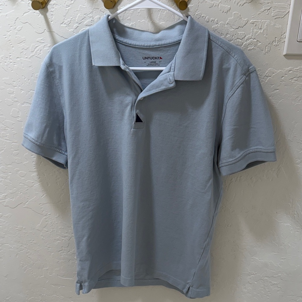 UNTUCKit Men's Sky Blue Polo Shirt Large